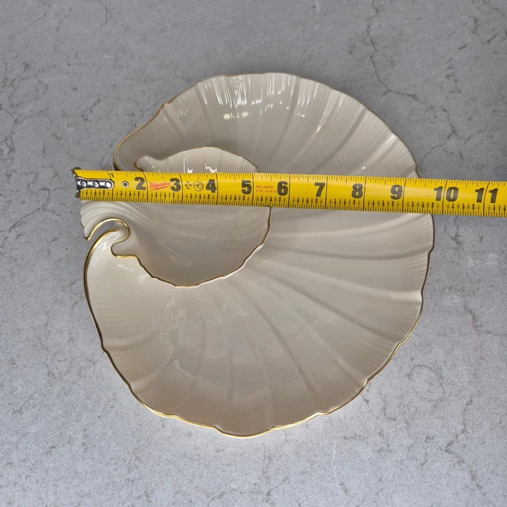 Lenox Chip And Dip Server Shell Scalloped Gold Trim Cream Unisex